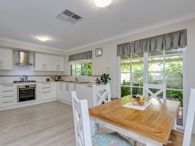 8 Foreshore Vista, Yanchep