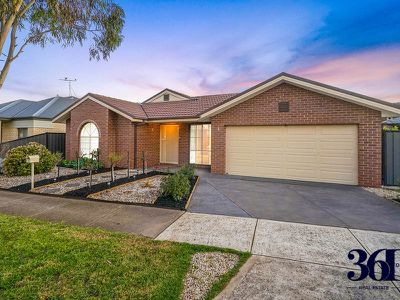 5 Aston Glade, Derrimut