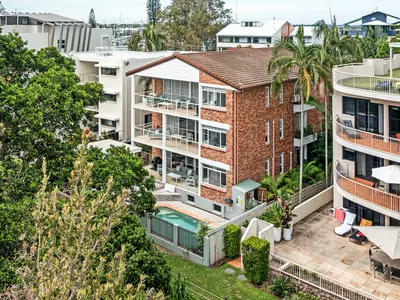 58 Parkyn Parade, Mooloolaba