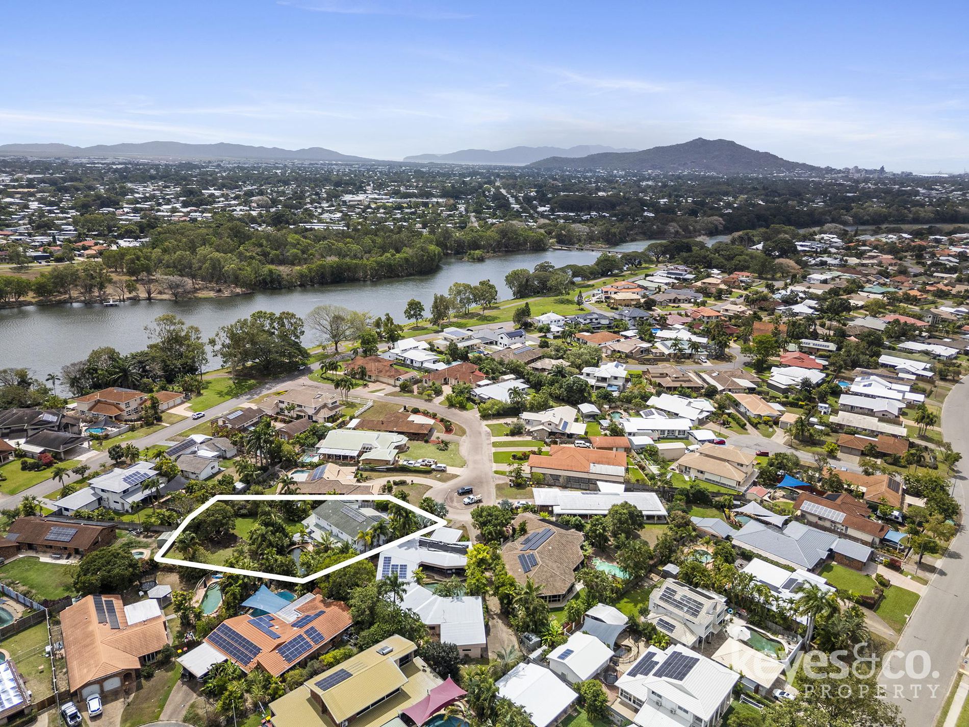 9 Hoya Court, Annandale
