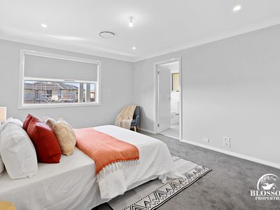 21 Indigo Parade (Gables), Box Hill