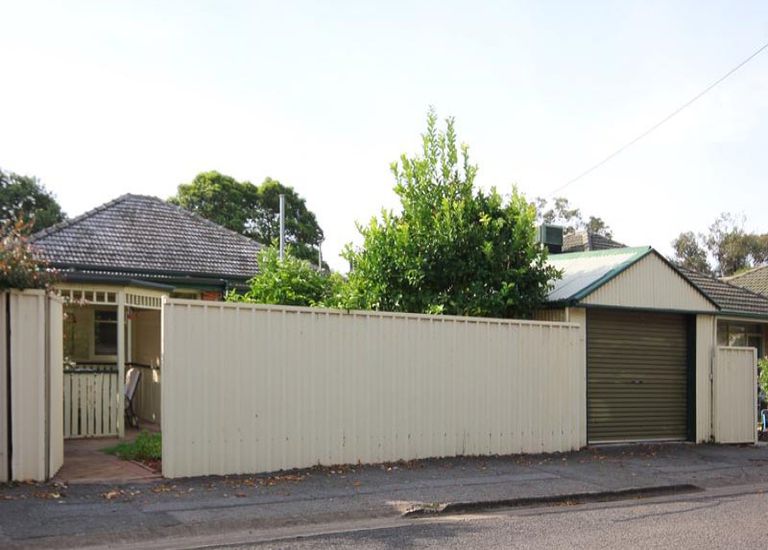 60 Tutt Avenue, Kingswood