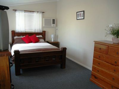 145 Wren street, Longreach