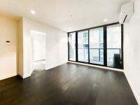 unit 203 / 140 Dudley Street, West Melbourne