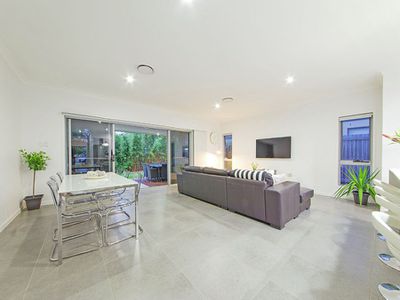 69 Foxwood Circuit, Wakerley