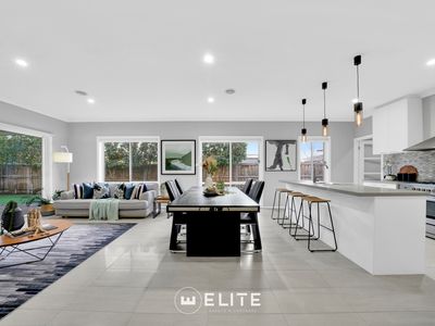 15 Tallrush Street, Clyde North