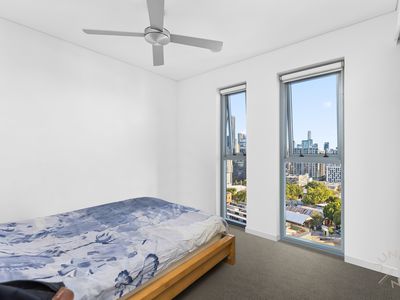 1108 / 16 Hamilton Place, Bowen Hills