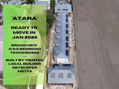 Townhouse / 9-9a Old Berowra Road, Hornsby