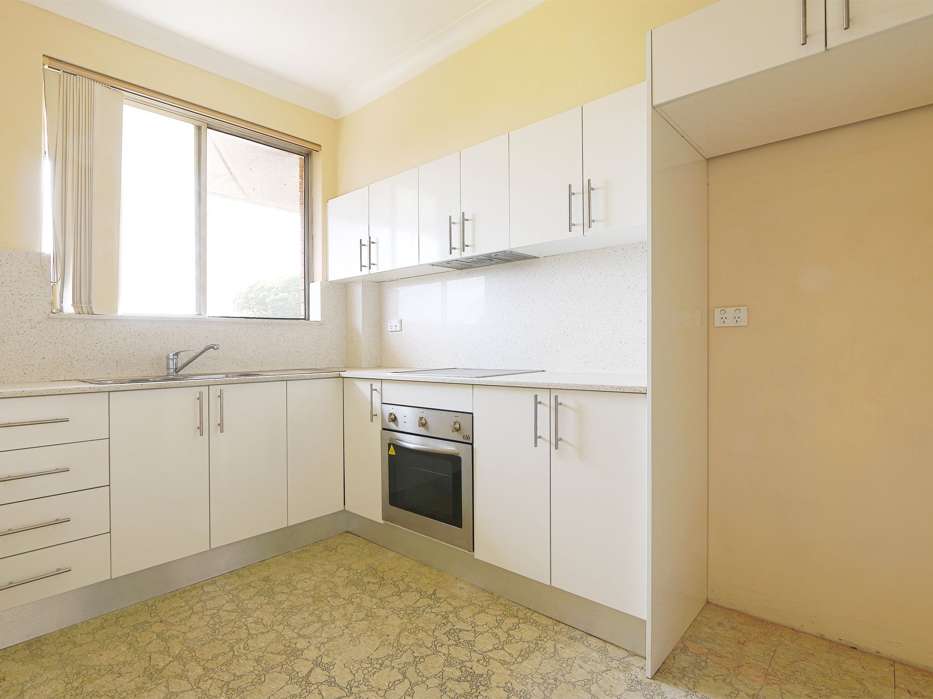 12 / 4-6 Hayburn Ave, Rockdale