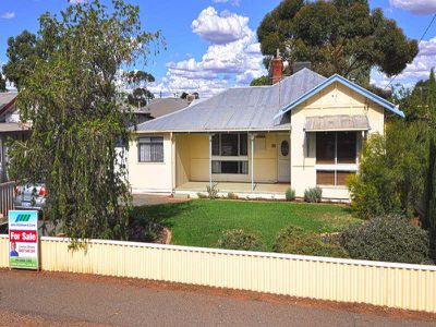 17 Campbell Street, Kalgoorlie