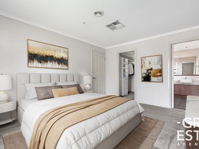 4 Dan Morgan Drive, Cranbourne East