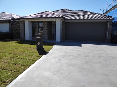 17 Penstock Parade, Leppington