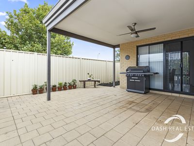2 Alvarez Parkway, Tapping