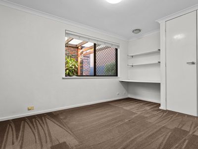 22 Earlston Place, Booragoon