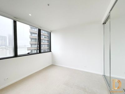 209s / 883 Collins Street, Docklands