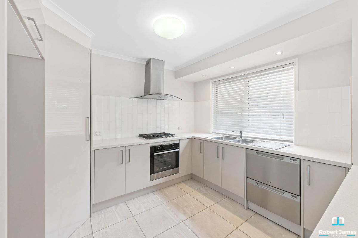 27 Tinaroo Place, Tewantin