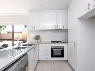 17B Bepton Way, Balga
