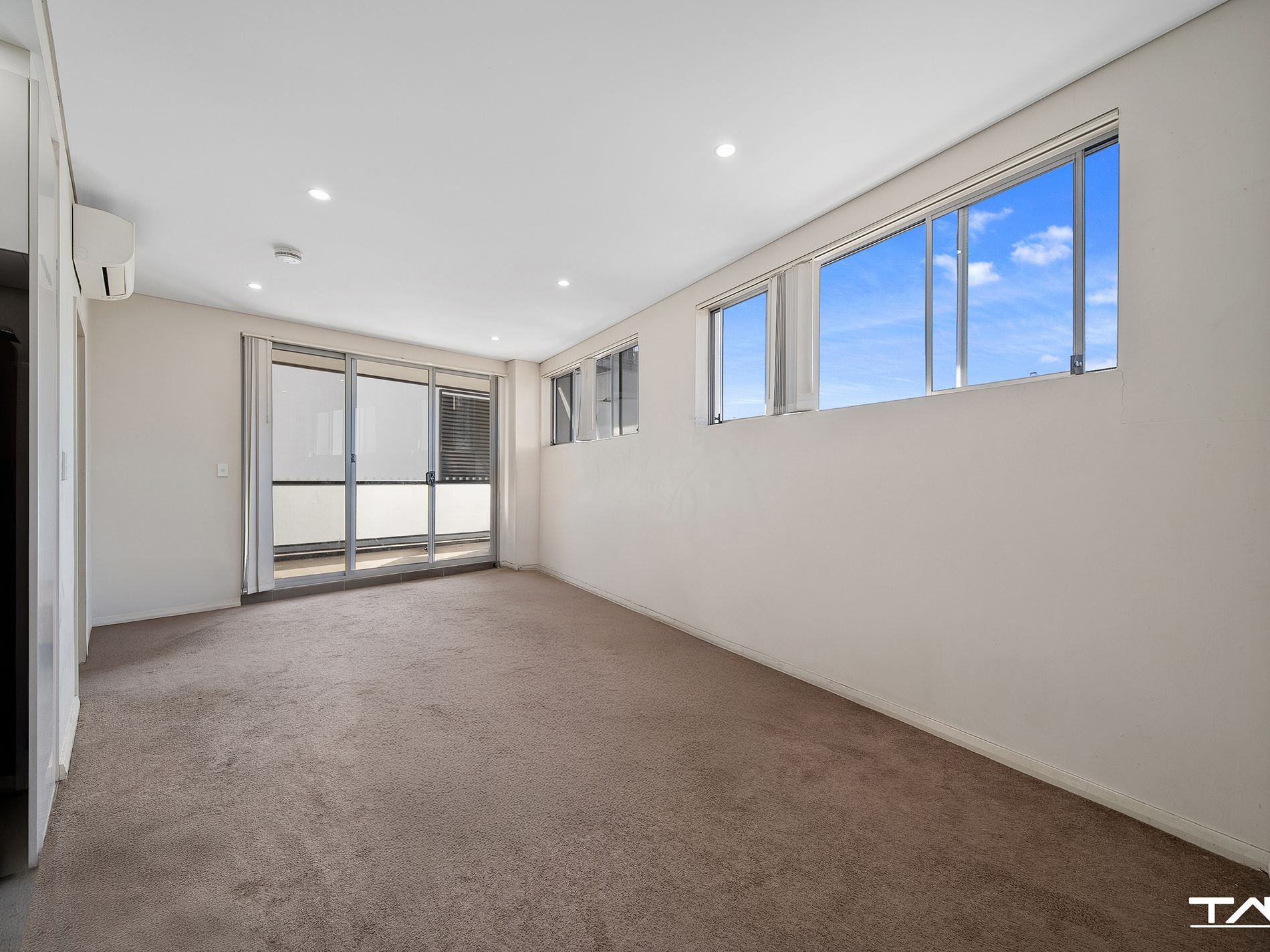 15 / 19-21 Enid Avenue, Granville