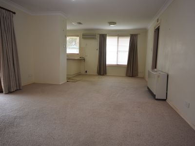 2 / 36 Windsor Parade, Dubbo