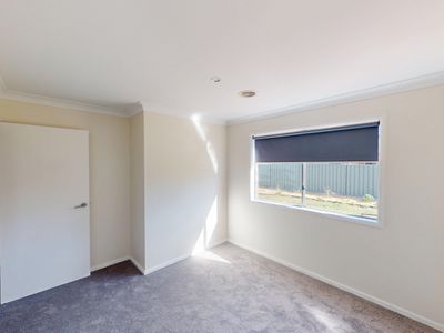 24 Caulfield Drive, Ascot