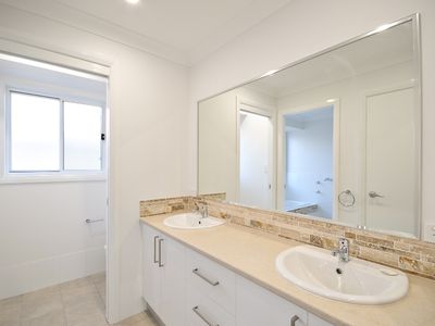 46 PAGE AVENUE, Dubbo