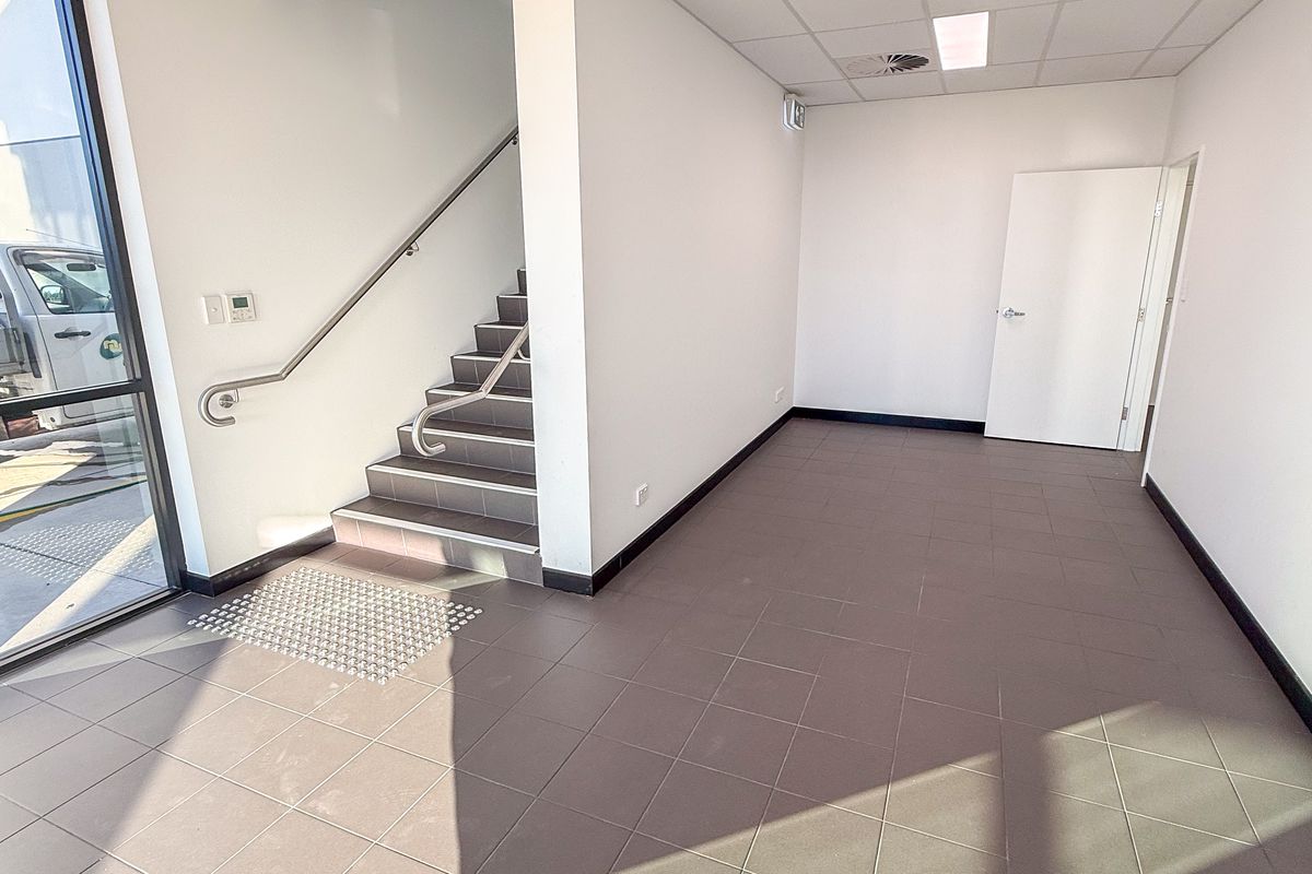 1 / 2 Flood Street, Oran Park