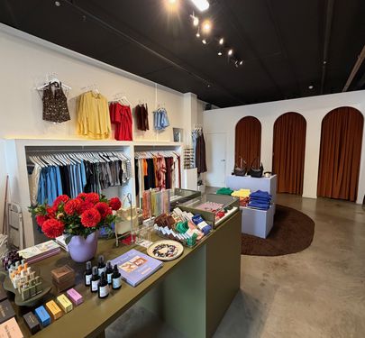 Retail Boutique  Established Brand with Strong Following & Online Growth Potential