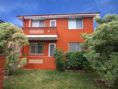 1 / 31 Gould Street, Campsie