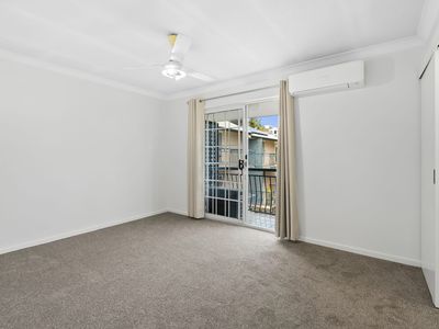 6 / 2 Moore Street, Taringa