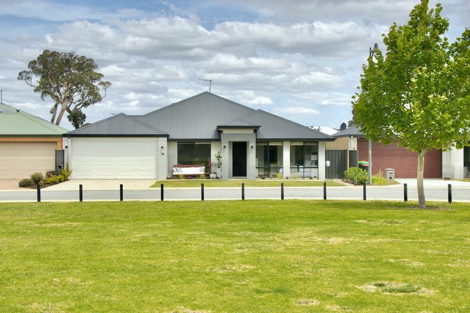 10 Whinhill Loop , Baldivis