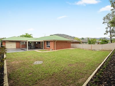 10 SLICE COURT, West Wodonga