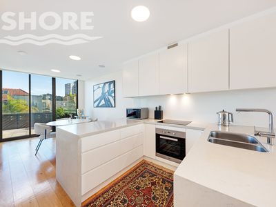 303 / 128 Military Road ACCESS VIA 11 GROSVENOR LANE, Neutral Bay