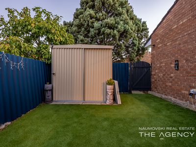 7 / 4 Lee Place, Noranda