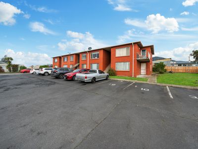 18 / 4 Myella Drive, Berriedale