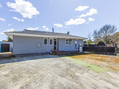 24 Hunt Terrace, Wakefield