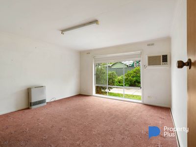 2 / 28 Neale Street, Kennington