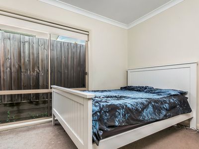 2 / 220 Mt Pleasant Road, Highton