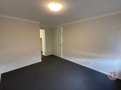 31 Arklow Cresent, Chisholm