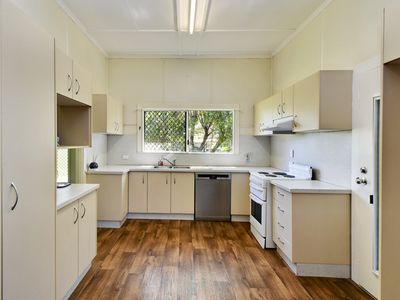 73 ACACIA STREET, Barcaldine