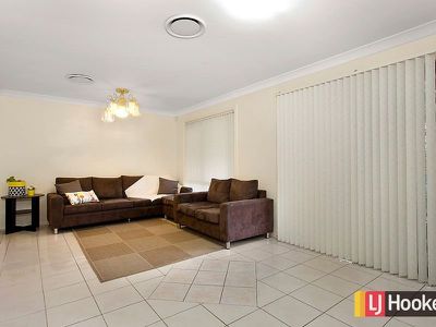 3 Timbaram Way, Woodcroft