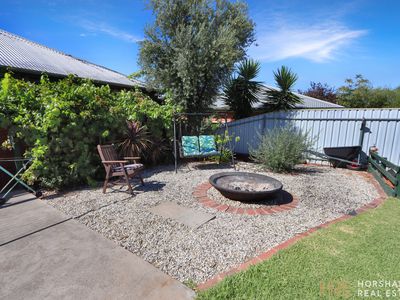 12 Farrar Avenue, Horsham
