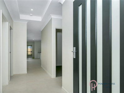 17 Homevale Entrance, Mount Peter