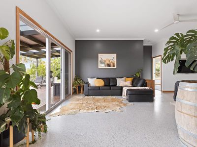 7 Atratus Rise, Swan Bay