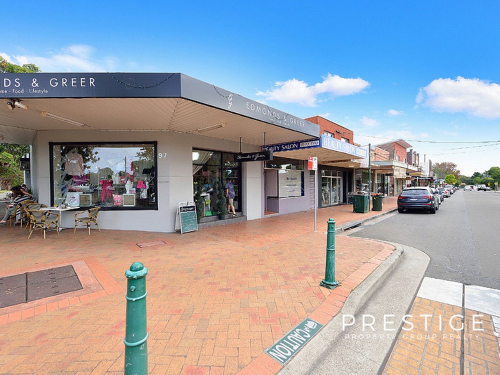 111 Gungah Bay Road, Oatley