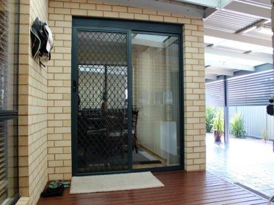 9 Greenfield Drive, Epsom