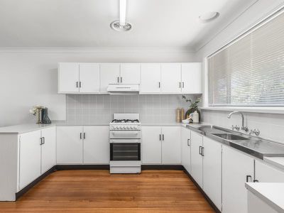 2 Moonee Boulevard, Glenroy