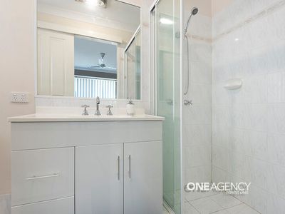 23 Tenterfield Place, Forest Lake