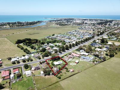 144 Princes Highway, Port Fairy