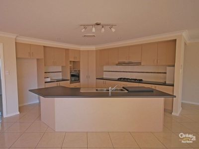 11 Cobbity Avenue, Dubbo