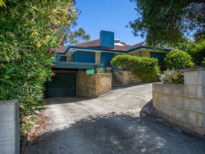 30 Davidson Road, Attadale